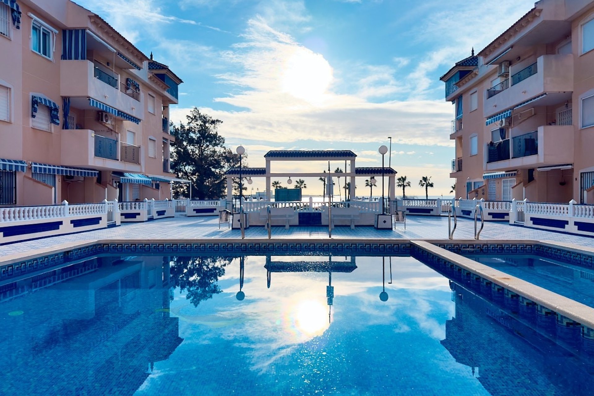 Reventa - Apartamento / piso - Torrevieja - El Acequión - Los Náufragos
