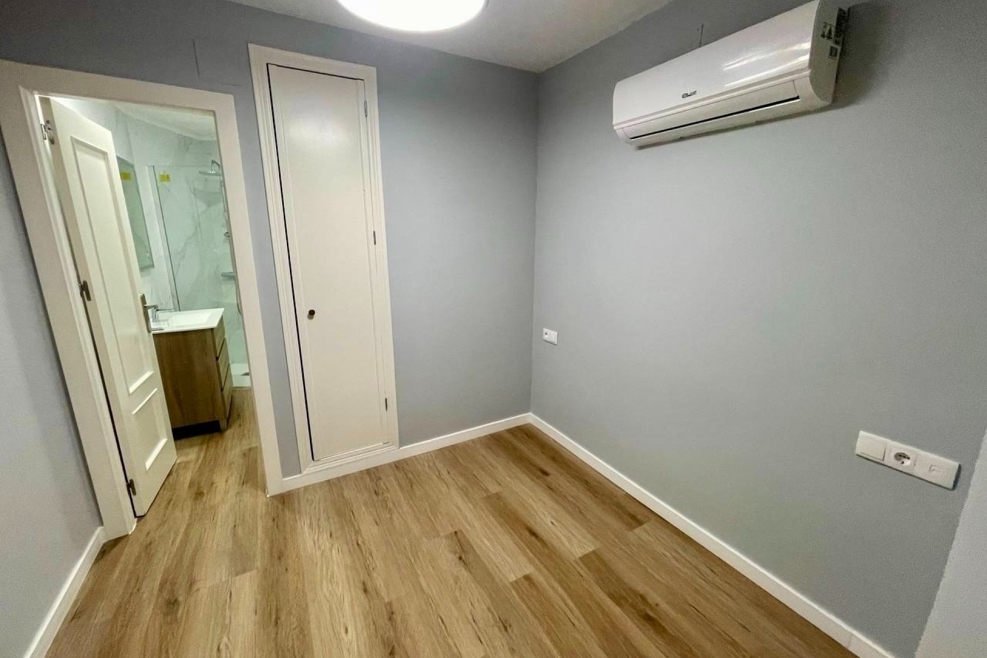 Reventa - Apartamento / piso - Torrevieja - La Mata
