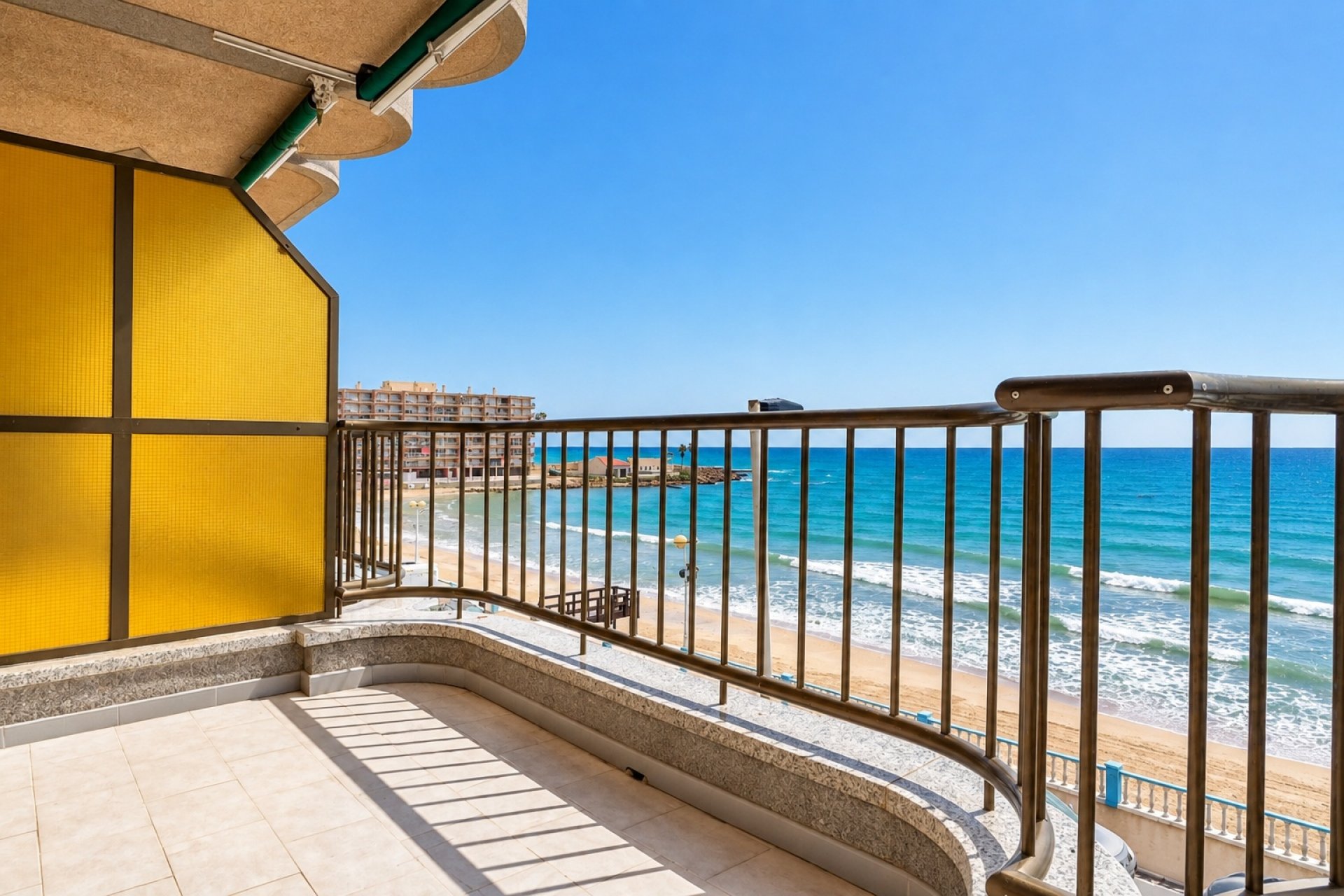 Reventa - Apartamento / piso - Torrevieja - Playa de los Locos