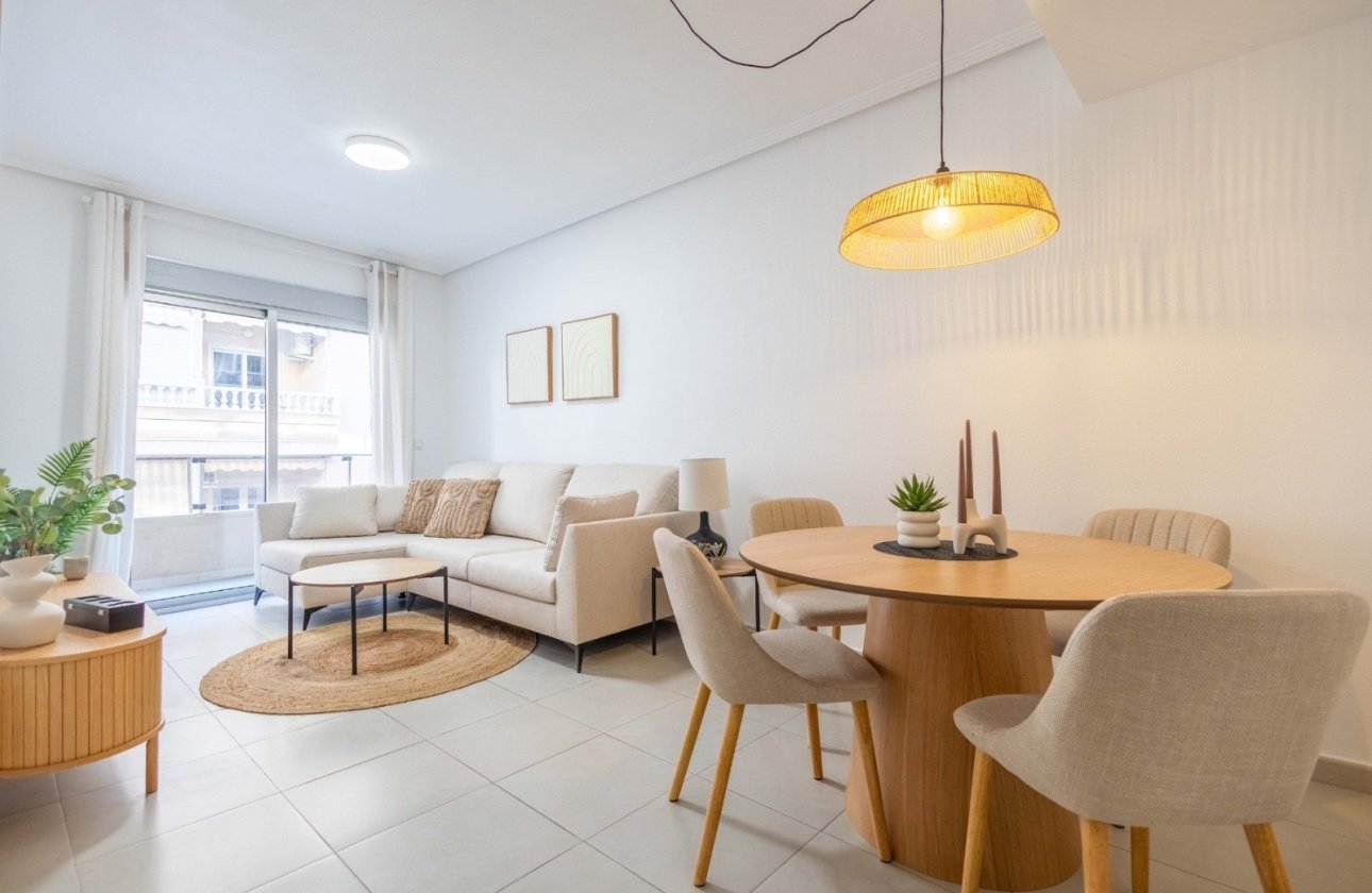 Reventa - Apartamento / piso - Torrevieja - Playa del Cura
