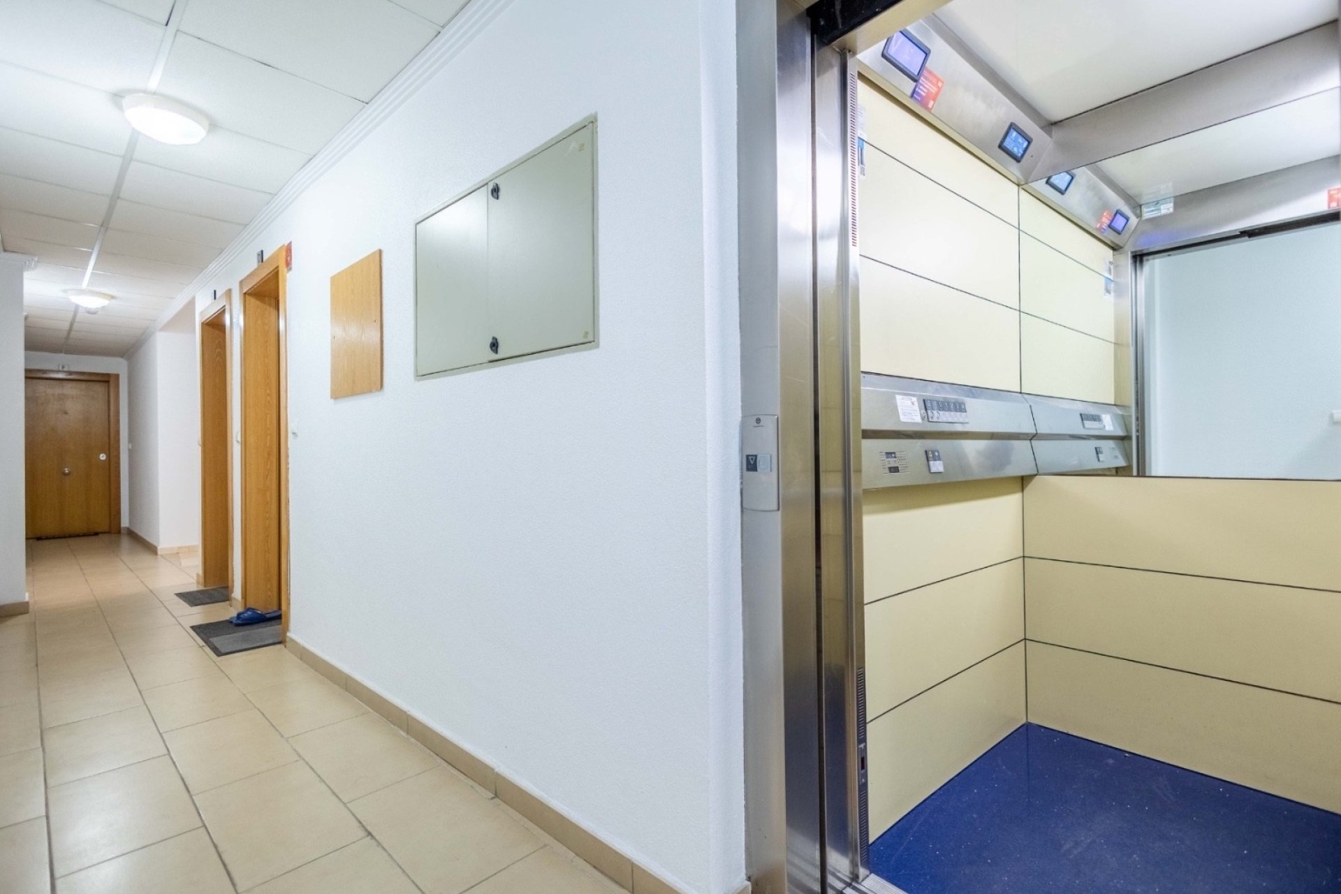 Reventa - Apartamento / piso - Torrevieja - Playa del Cura