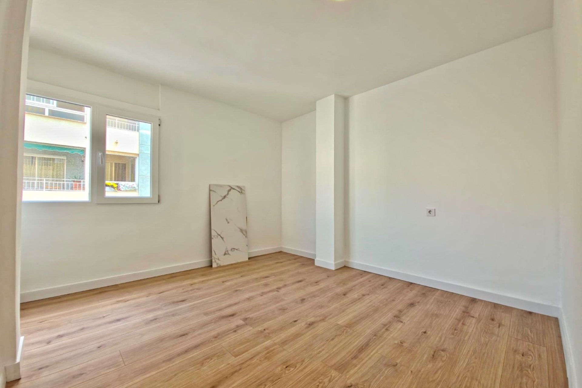 Reventa - Apartamento / piso - Torrevieja - Playa Los Naufragos