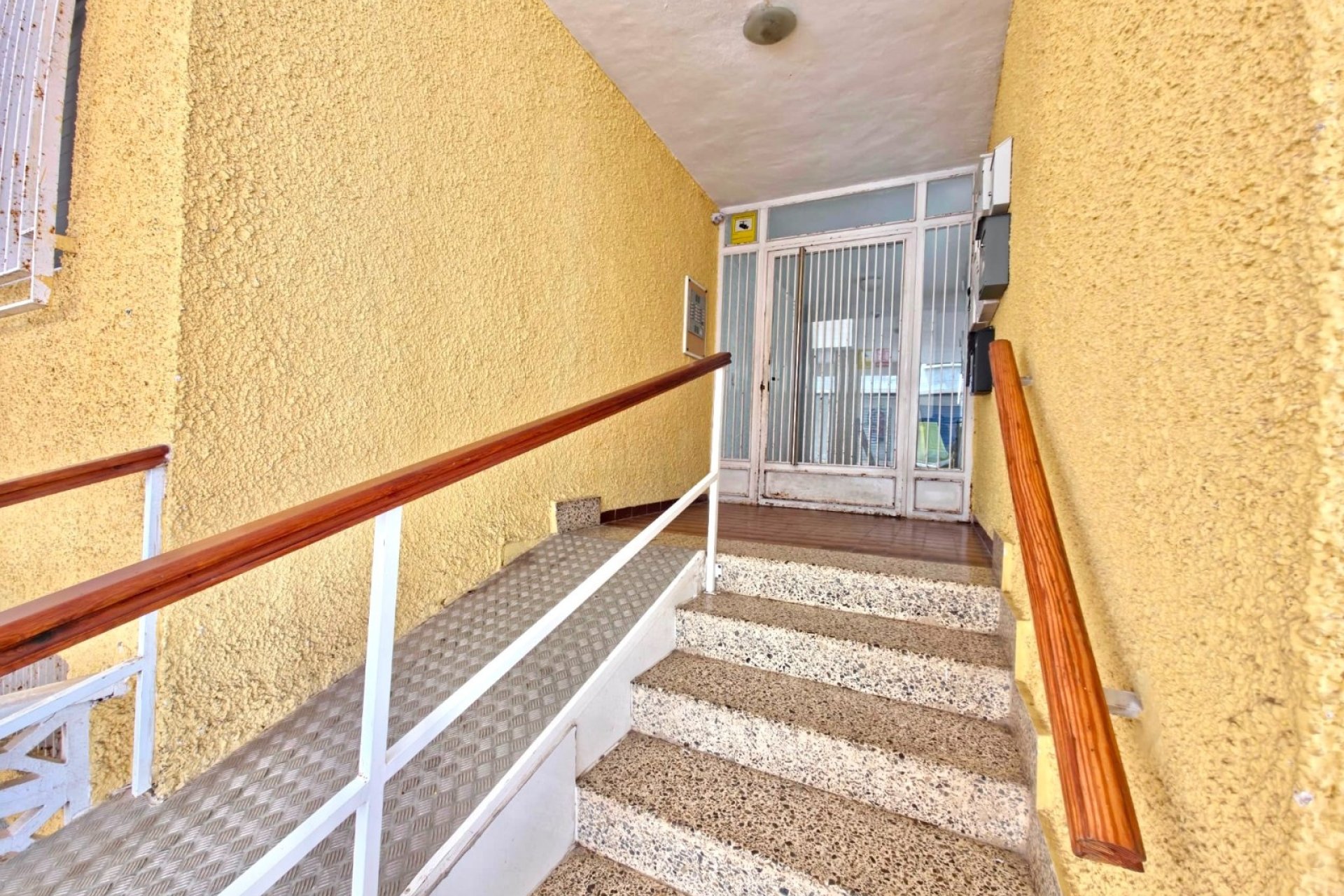 Reventa - Apartamento / piso - Torrevieja - Playa Los Naufragos