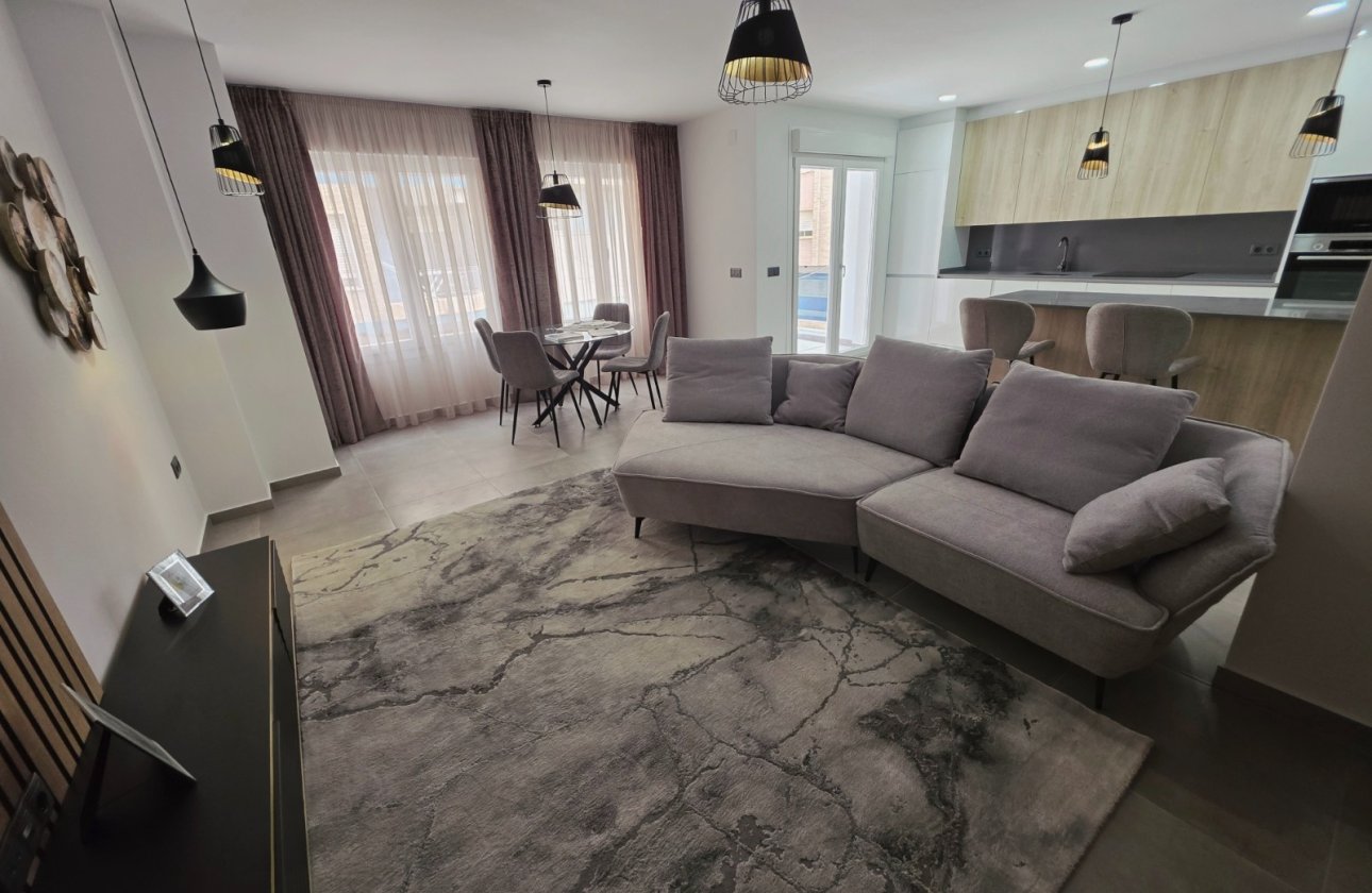 Reventa - Apartamento / piso - Torrevieja - Puerto