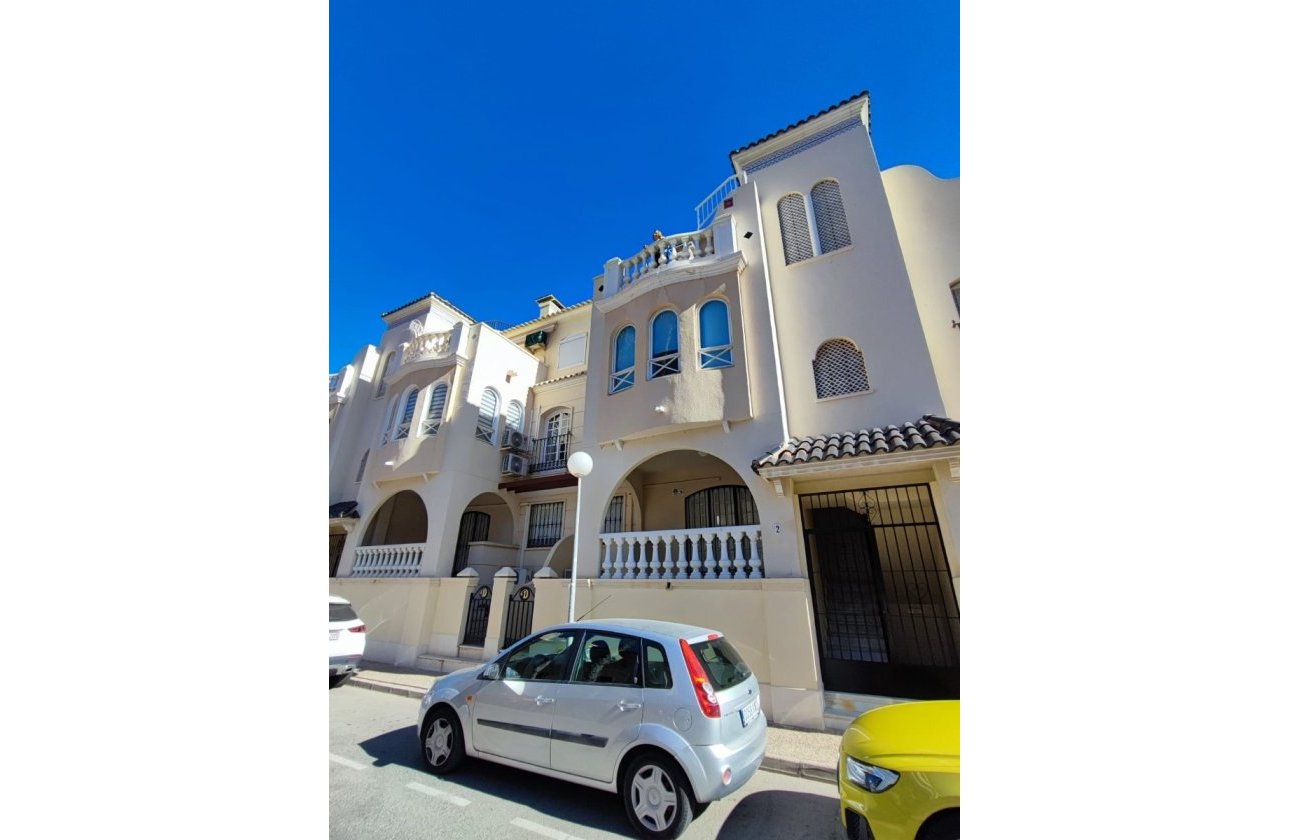 Reventa - Apartamento / piso - Torrevieja