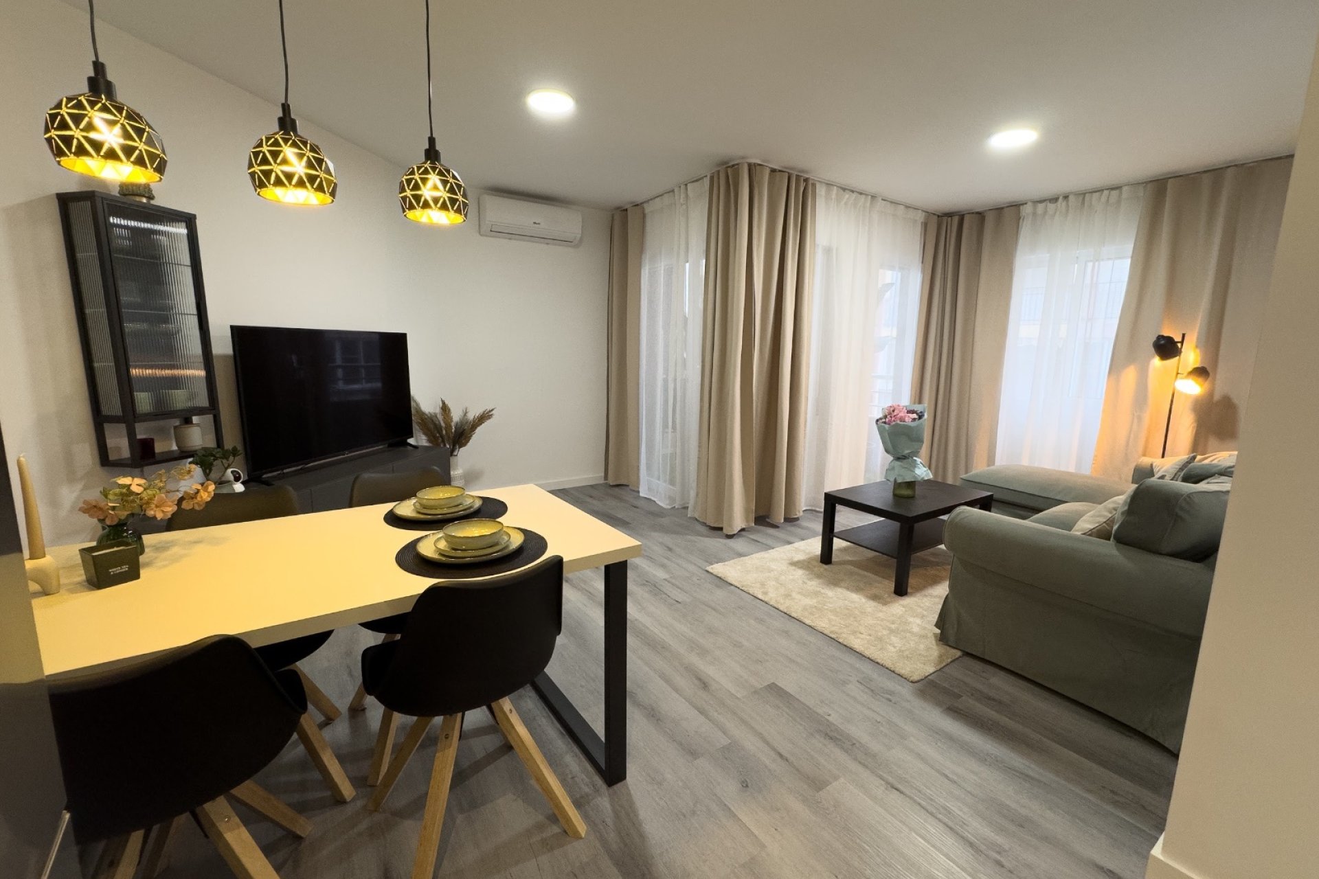 Reventa - Apartamento / piso - Torrevieja