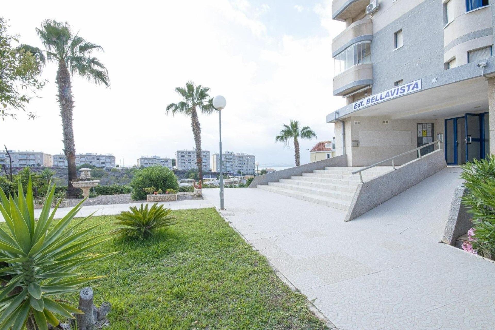 Reventa - Apartamento / piso - Torrevieja
