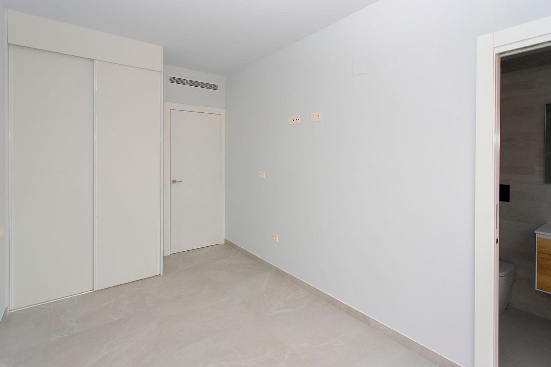 Reventa - Apartamento / piso - Torrevieja