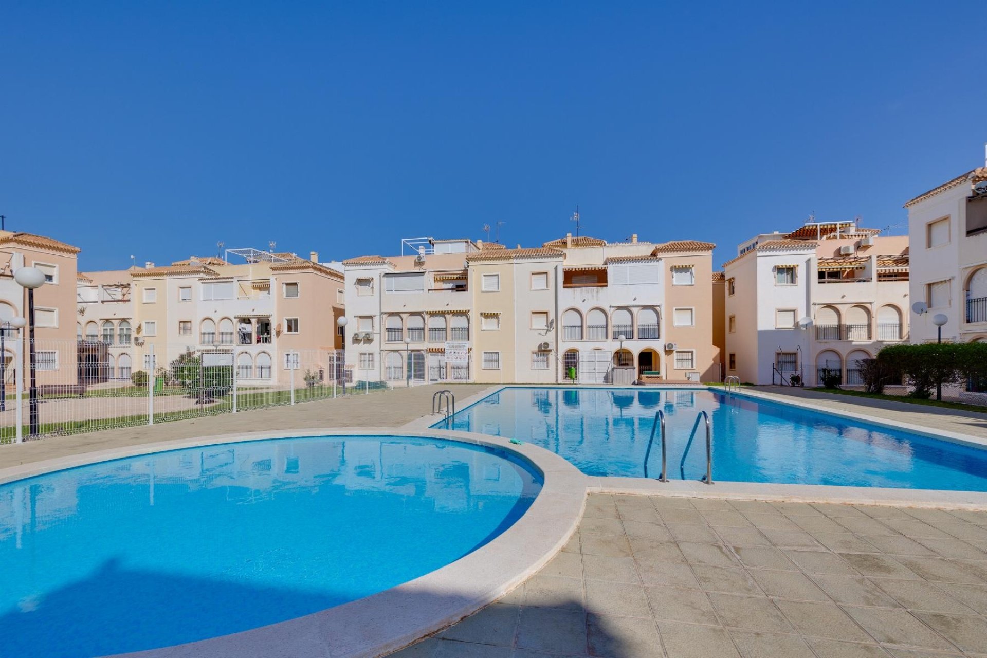 Reventa - Bungalow - Torrevieja - playa de los naufragos
