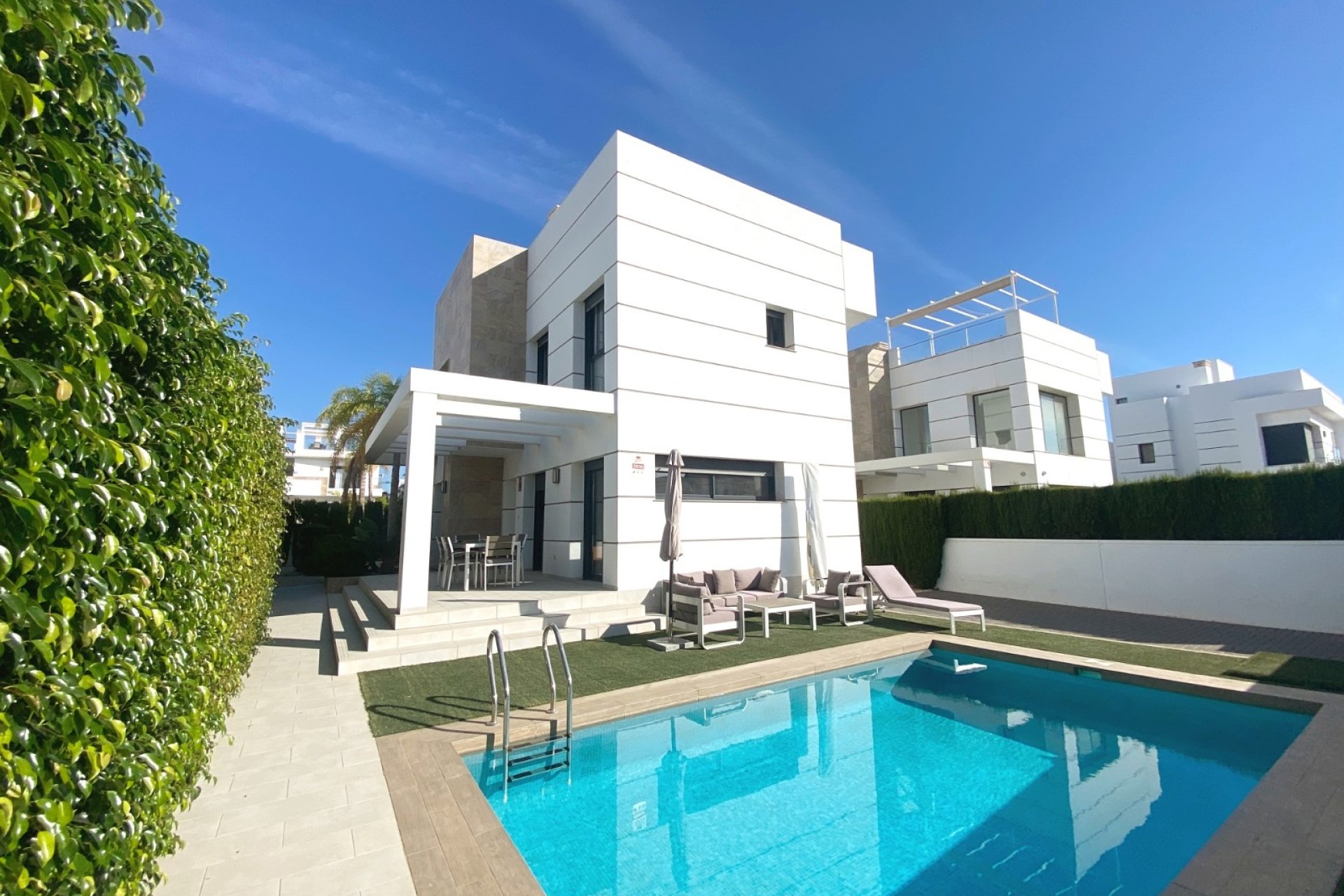 Reventa - Villa - Ciudad Quesada - Doña Pepa