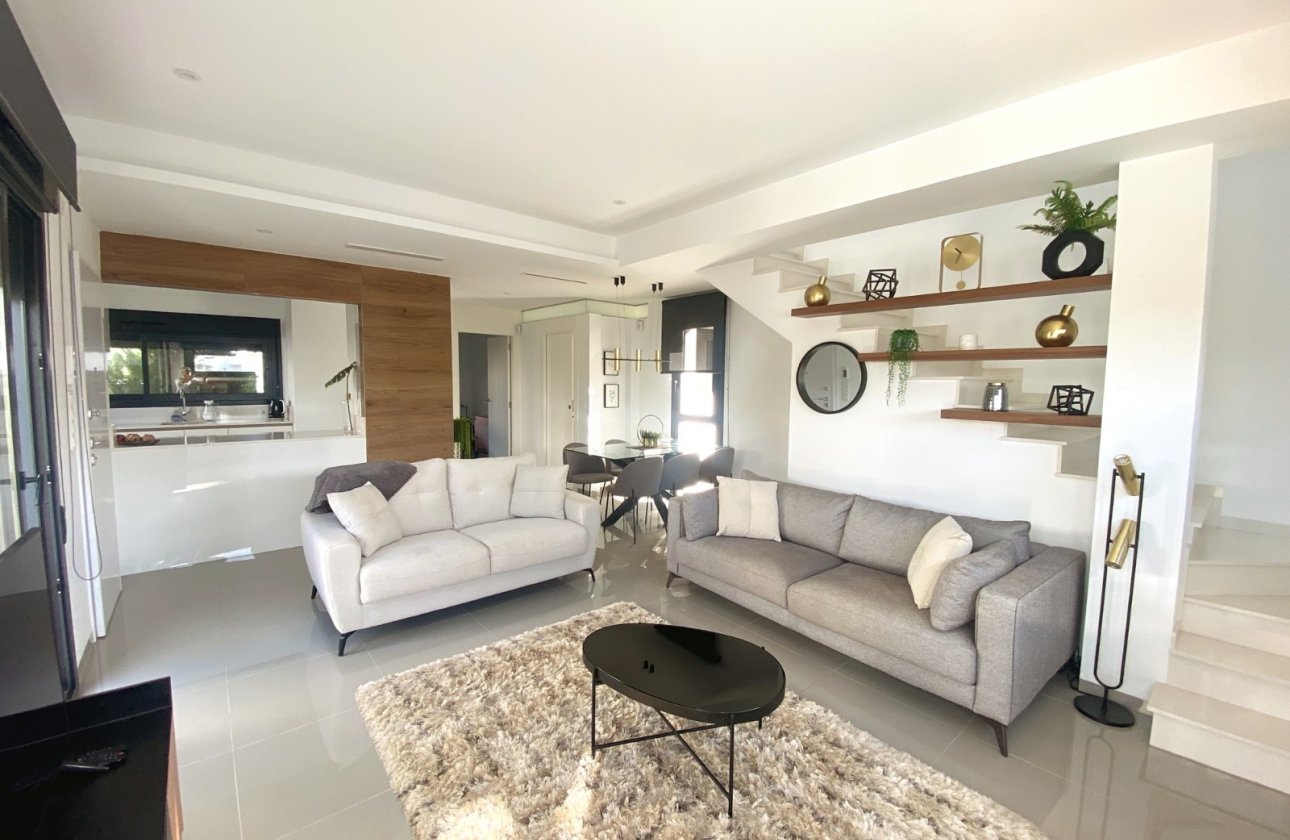 Reventa - Villa - Ciudad Quesada - Doña Pepa
