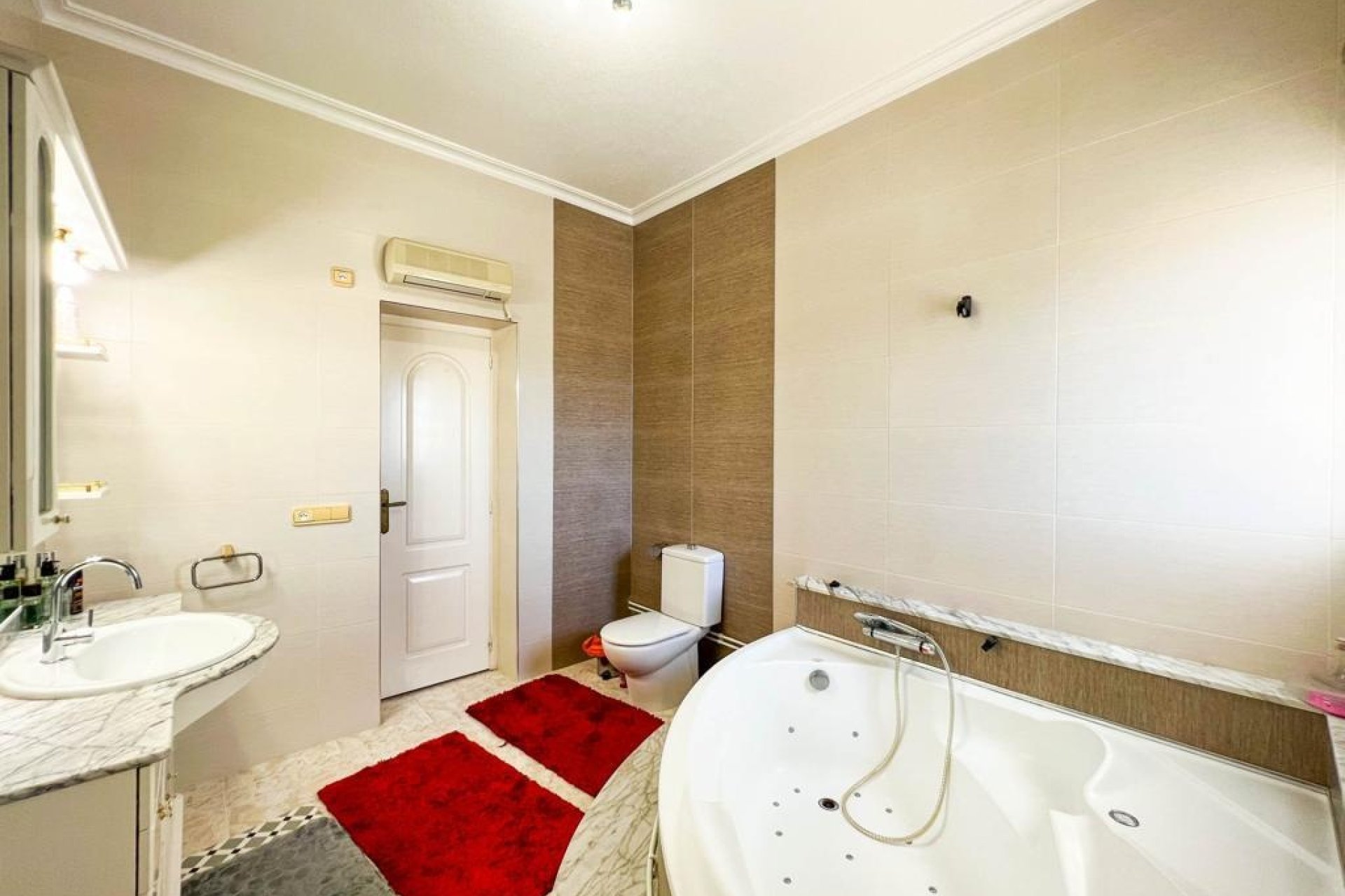 Reventa - Villa - Ciudad Quesada - Doña Pepa