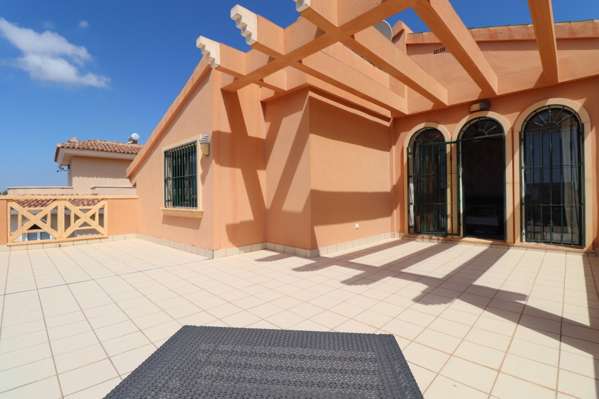Reventa - Villa - Ciudad Quesada - La Fiesta