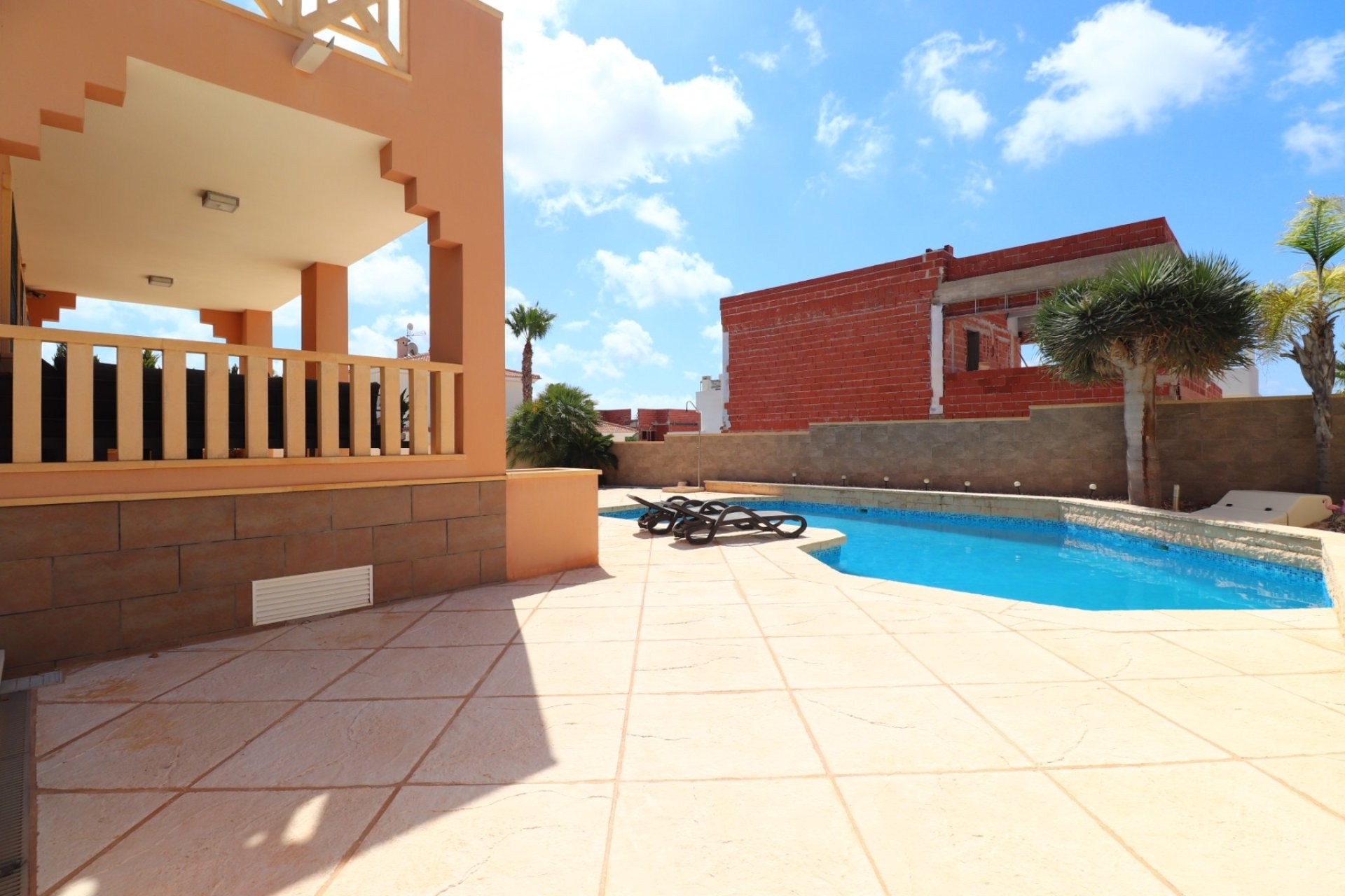 Reventa - Villa - Ciudad Quesada - La Fiesta