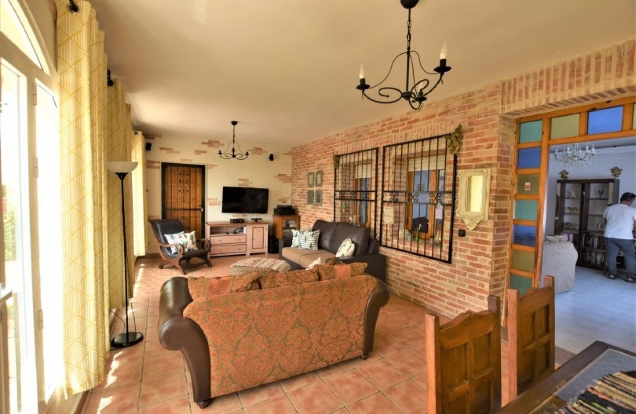 Reventa - Villa - Ciudad Quesada - Pueblo Bravo
