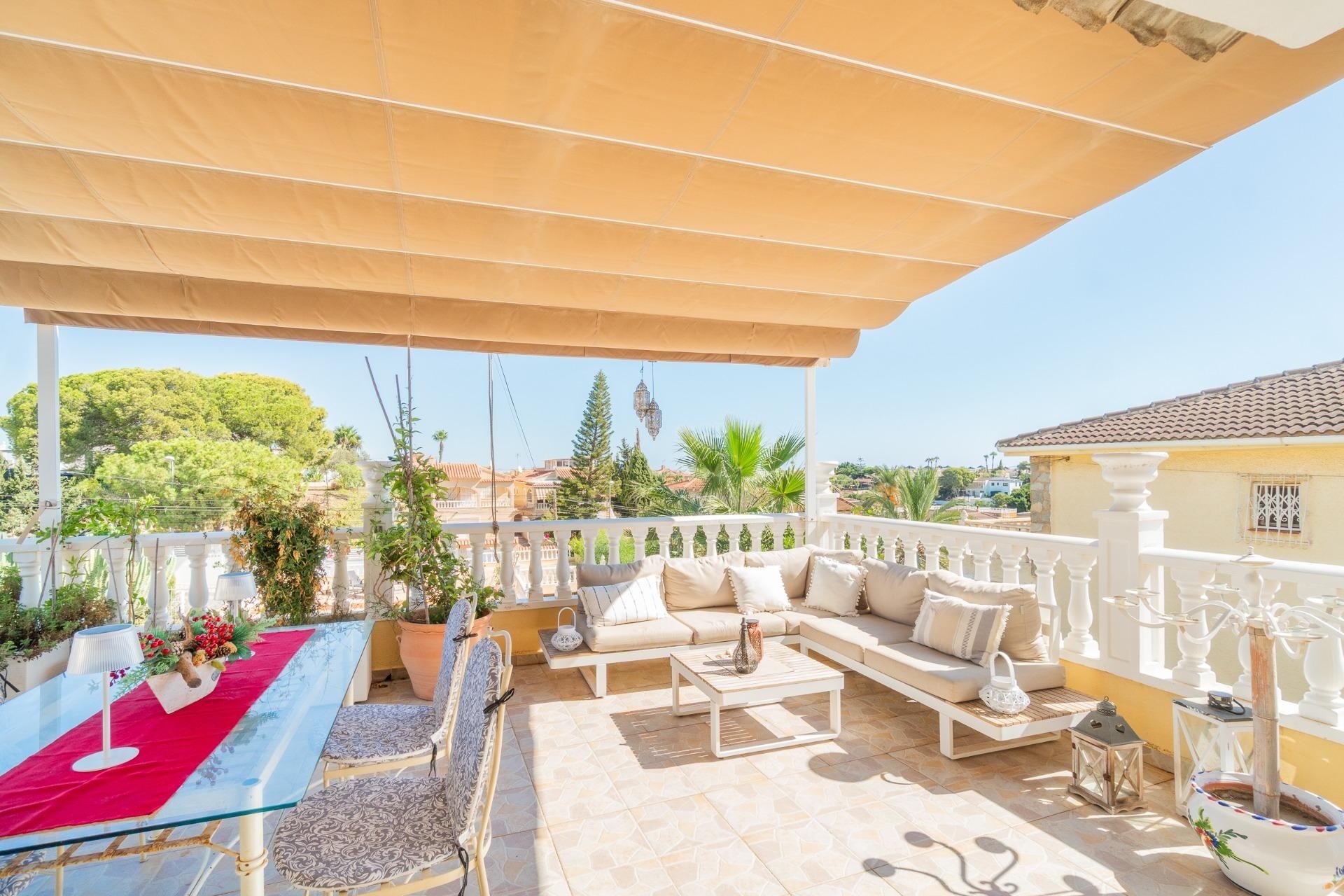 Reventa - Villa - Orihuela Costa - Los Balcones