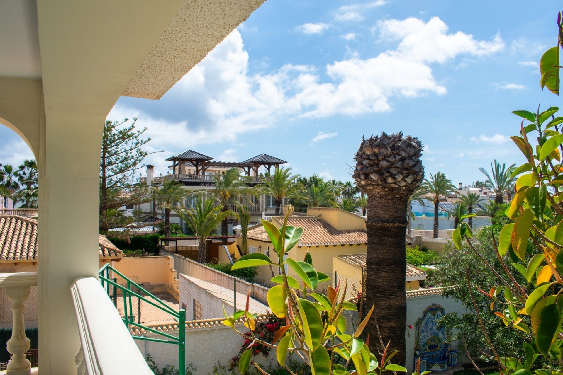 Reventa - Villa - Orihuela Costa - MUY CERCA DE LA PLAYA