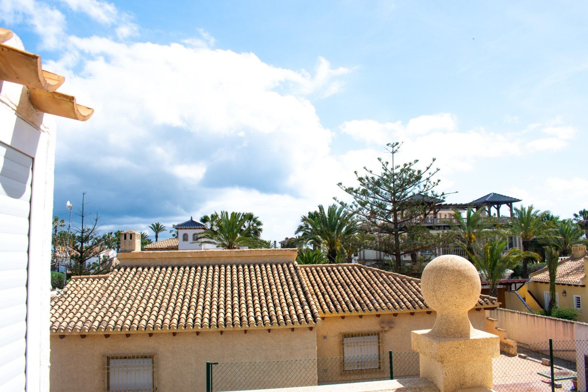Reventa - Villa - Orihuela Costa - MUY CERCA DE LA PLAYA