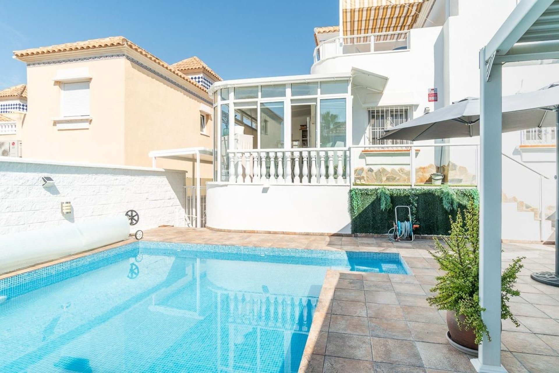 Reventa - Villa - San Miguel de Salinas - Las filipinas