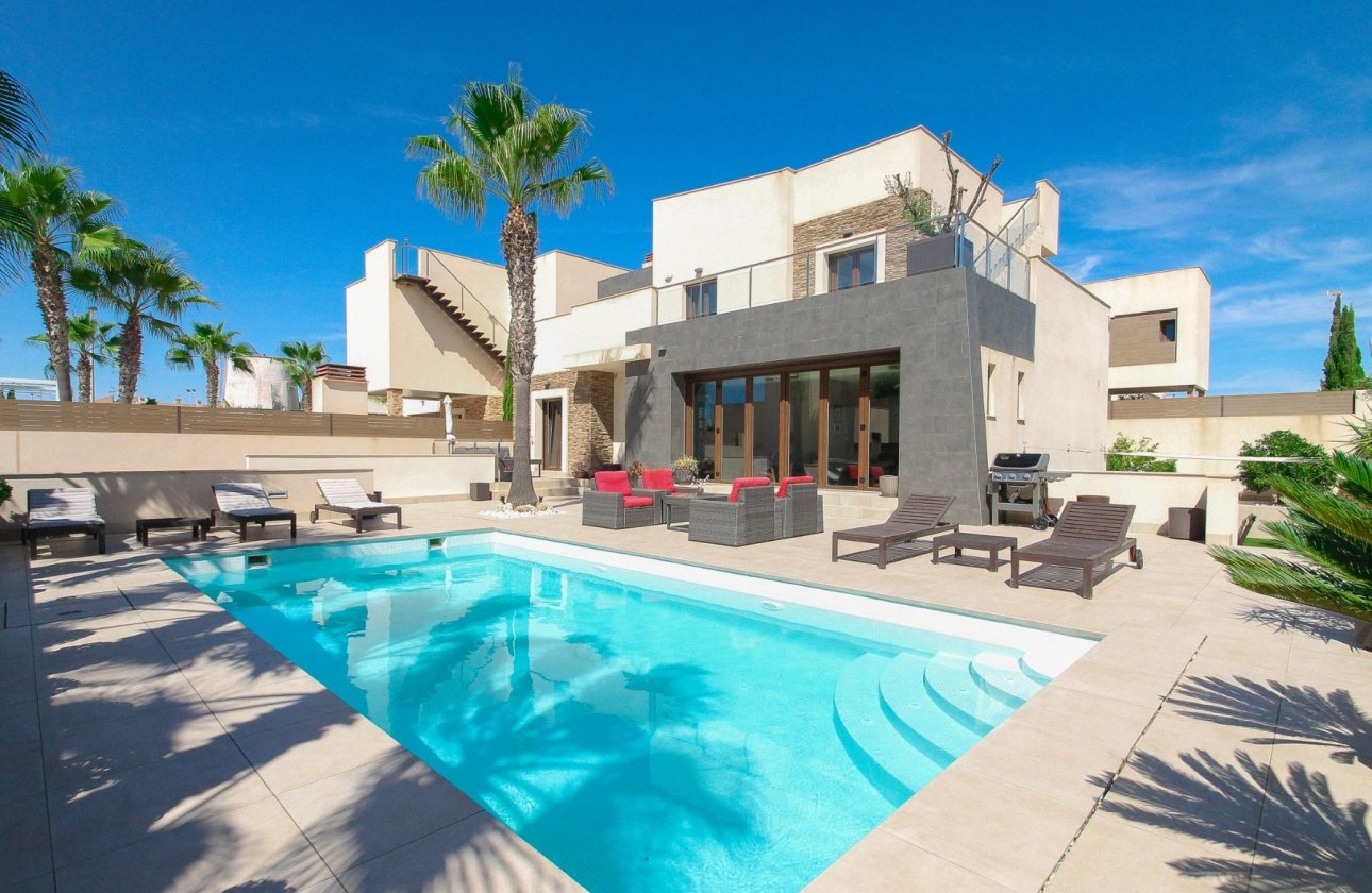 Reventa - Villa - Torrevieja - Aguas Nuevas