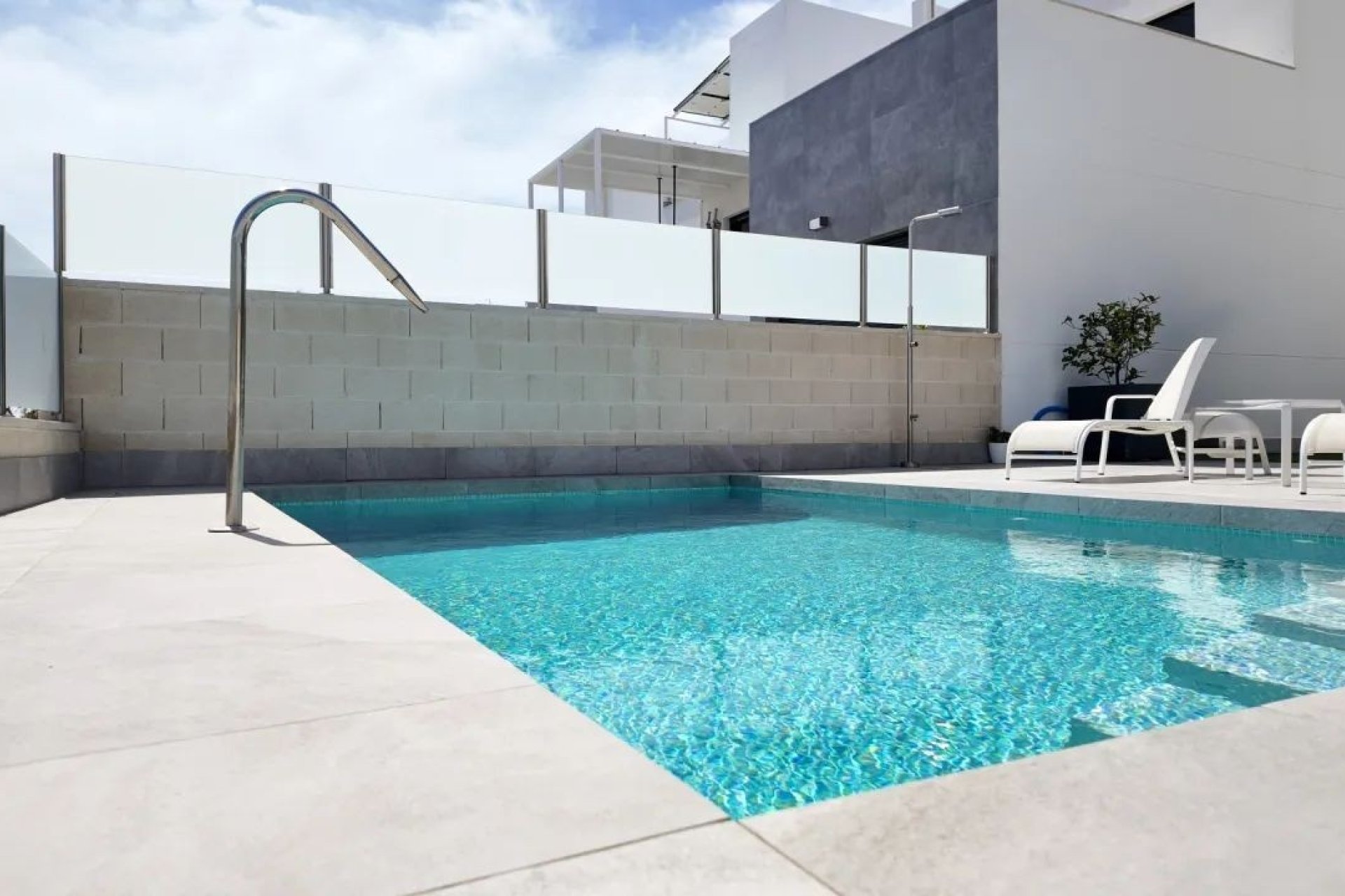 Reventa - Villa - Torrevieja - Los Balcones