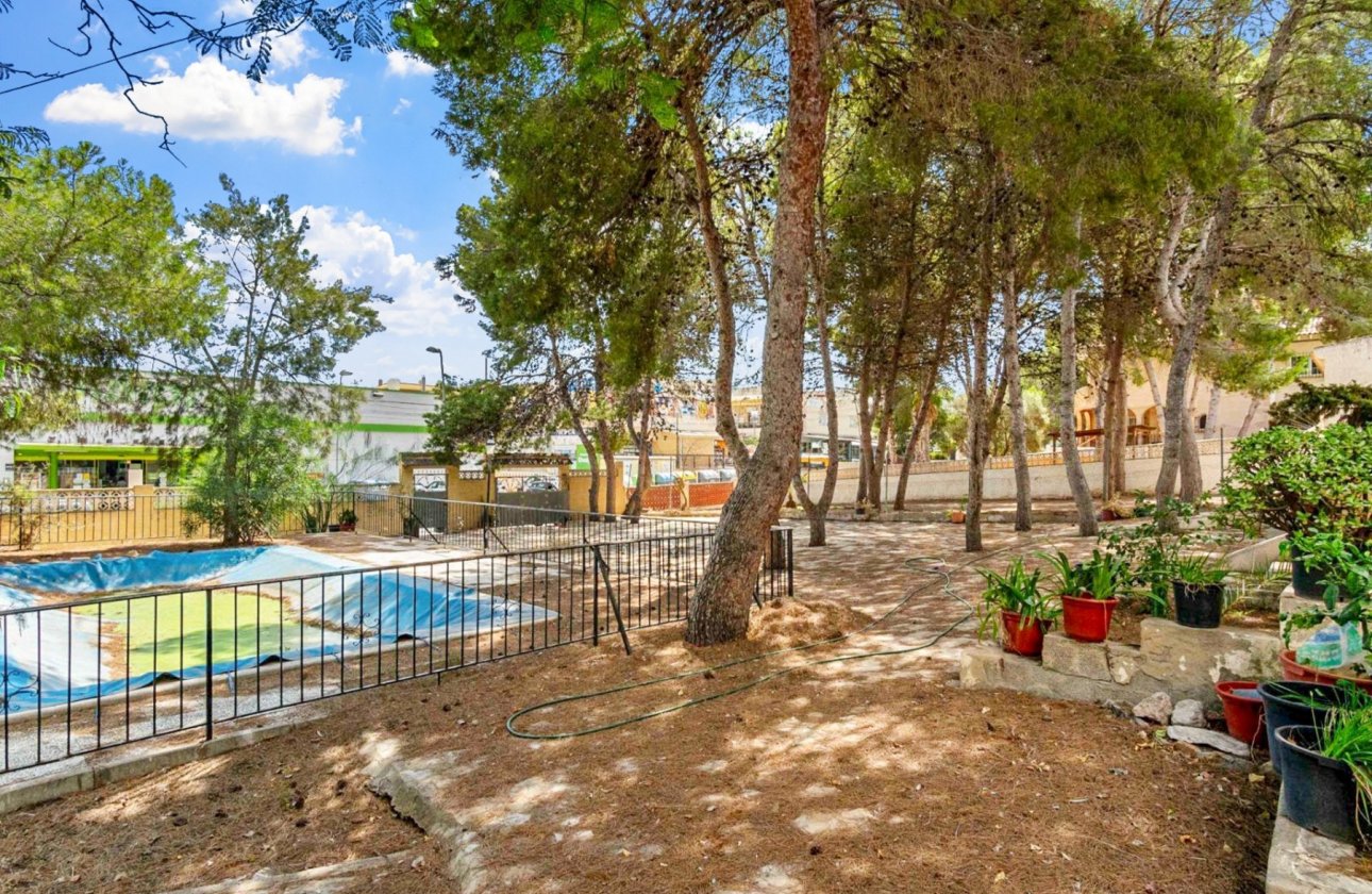 Reventa - Villa - Torrevieja - Los Balcones