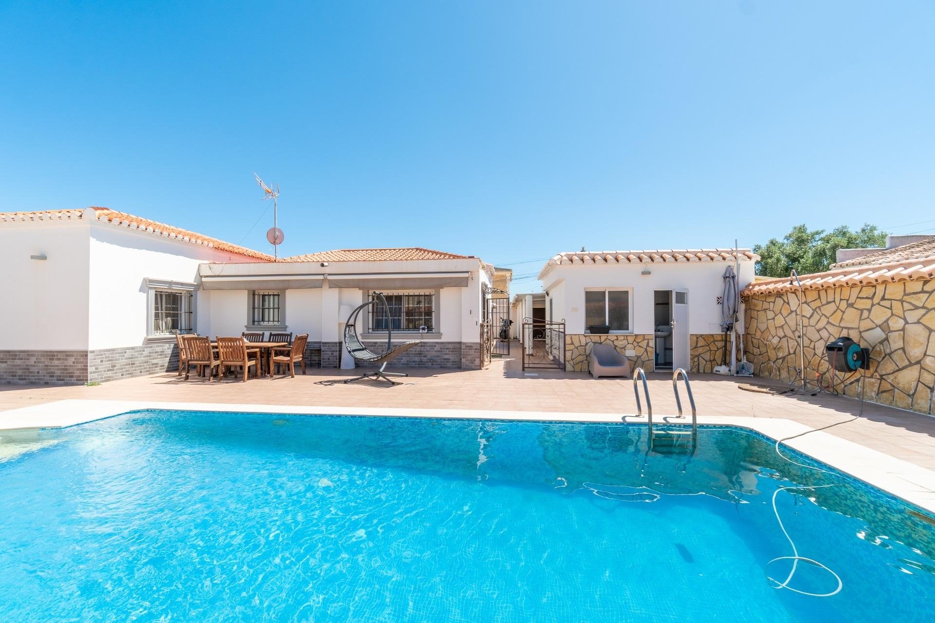 Reventa - Villa - Torrevieja - Torreta florida