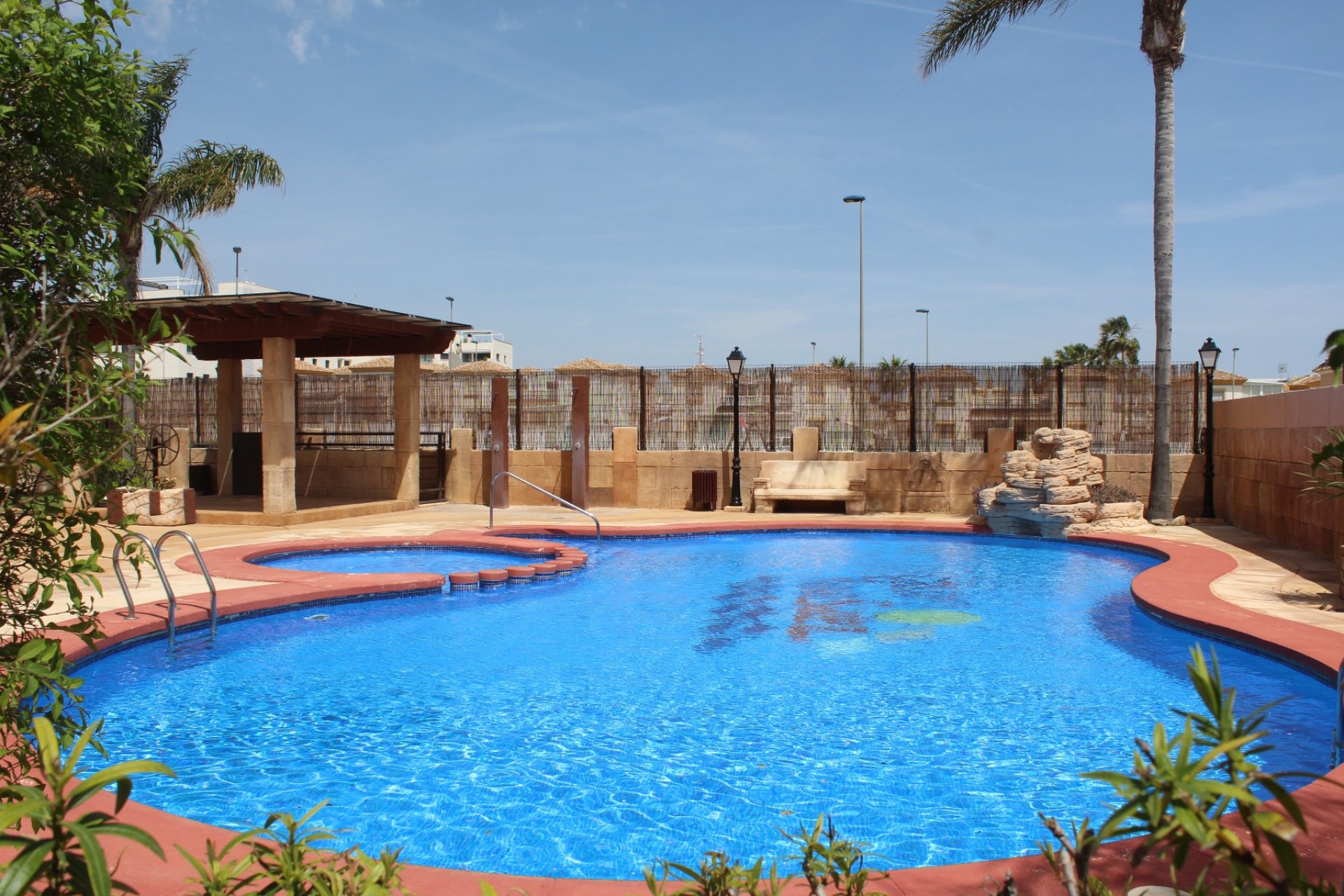 Reventa - Villa - Villamartín