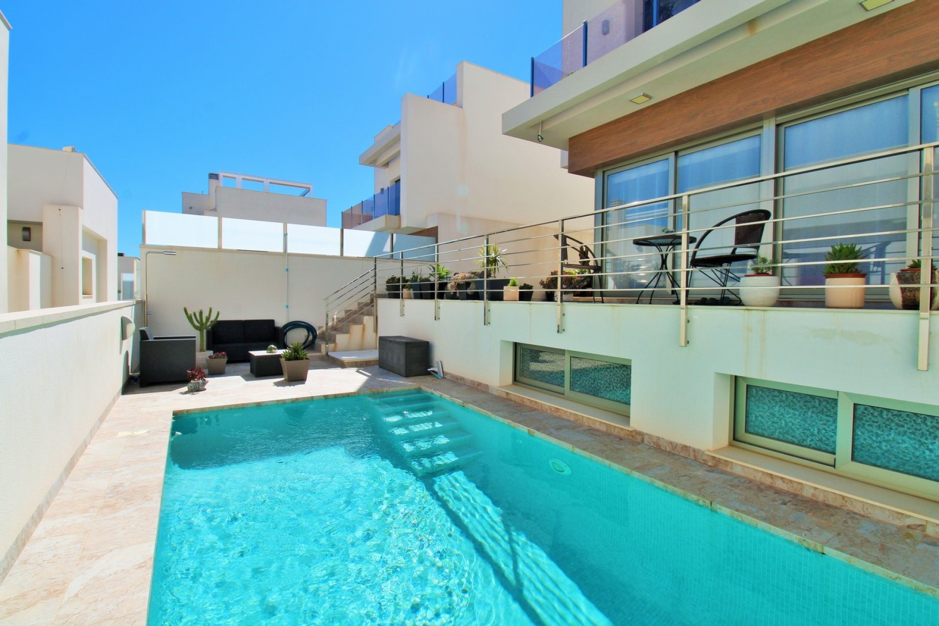 Reventa - Villa - Villamartín