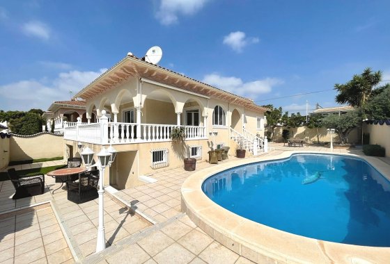 Villa - Återförsäljning - Ciudad Quesada - Ciudad Quesada