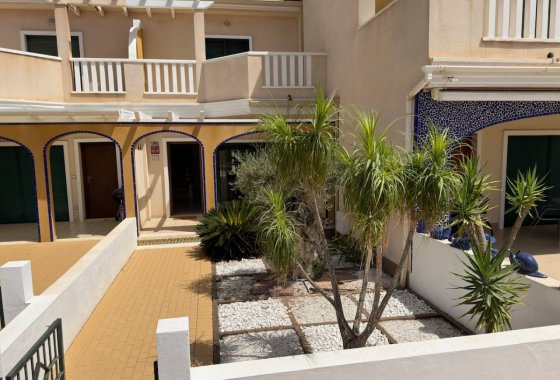 Villa - Återförsäljning - Ciudad Quesada - Doña Pepa