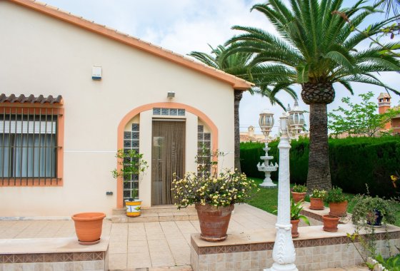 Villa - Återförsäljning - Orihuela Costa - Cabo Roig