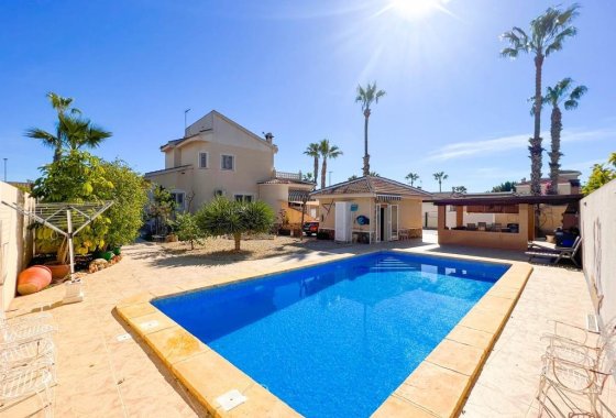 Villa - Reventa - Ciudad Quesada - Doña Pepa