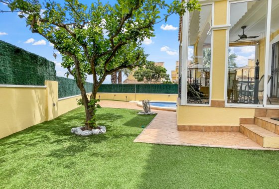 Villa - Reventa - Orihuela Costa - Los Dolses