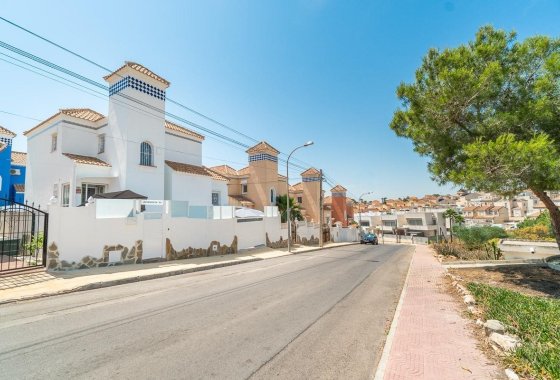Villa - Reventa - San Miguel de Salinas - Las filipinas
