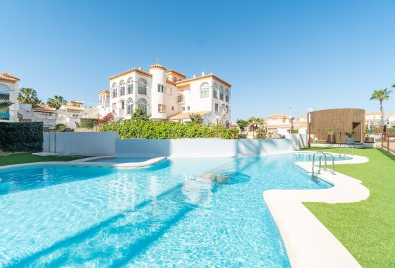 Obra nueva - Apartamento / piso - Orihuela Costa