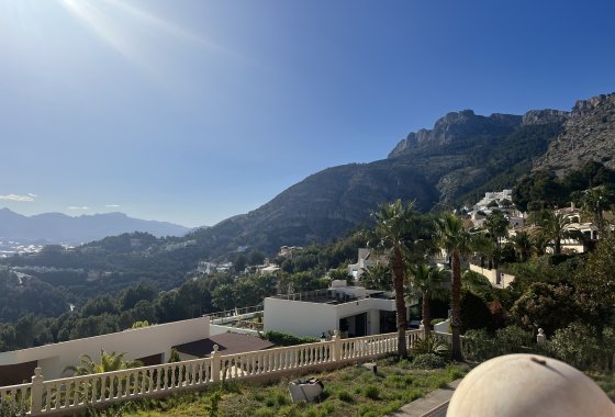 Obra nueva - Villa - Altea