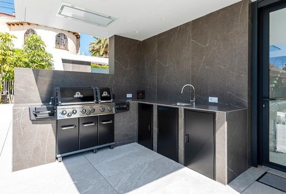 Obra nueva - Villa - Calpe