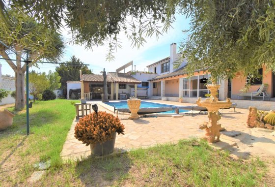 Återförsäljning - Villa - Orihuela Costa - Villamartín