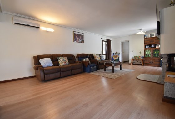 Återförsäljning - Villa - Orihuela Costa - Villamartín