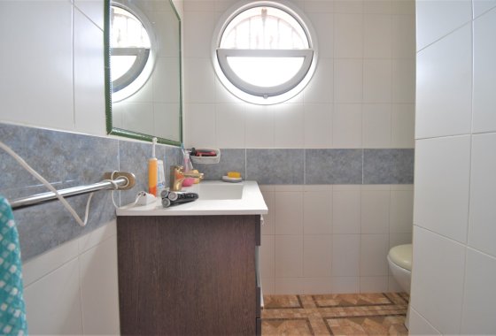 Återförsäljning - Villa - Orihuela Costa - Villamartín