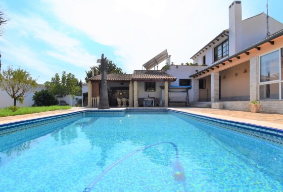 Återförsäljning - Villa - Orihuela Costa - Villamartín