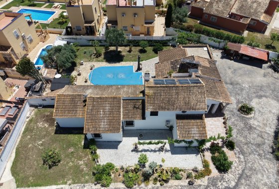 Återförsäljning - Villa - Orihuela Costa - Villamartín