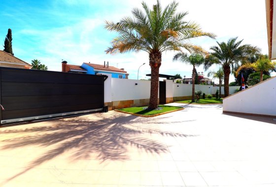 Reventa - Villa - Orihuela Costa - Campoamor