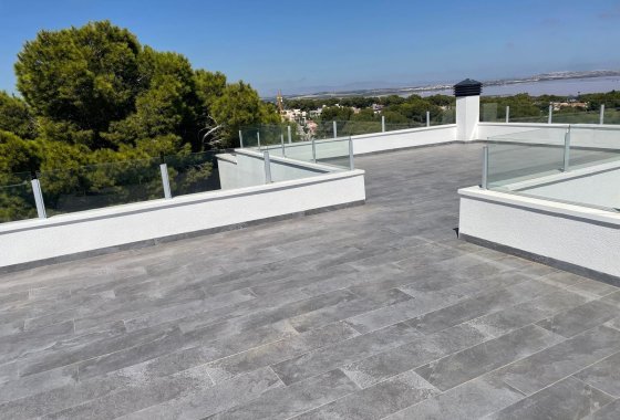 Reventa - Villa - Torrevieja - Los Balcones