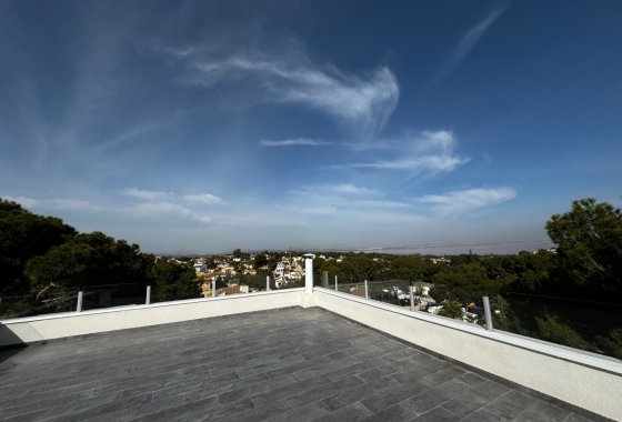 Reventa - Villa - Torrevieja - Los Balcones