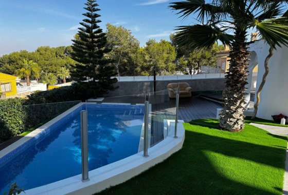 Reventa - Villa - Torrevieja - Los Balcones