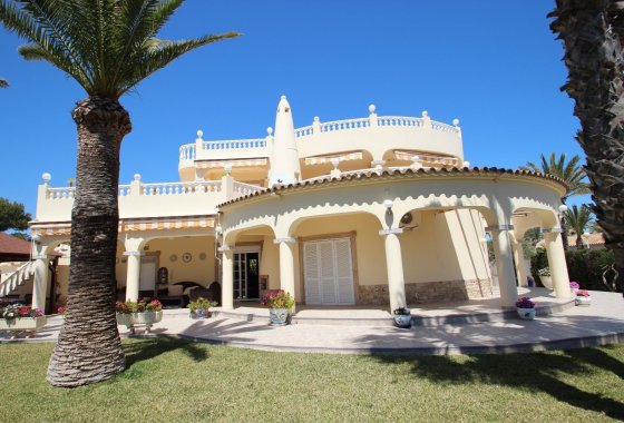 Reventa - Villa - Torrevieja - Punta Prima