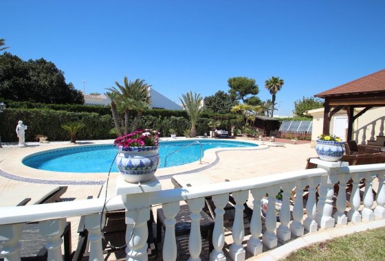 Reventa - Villa - Torrevieja - Punta Prima