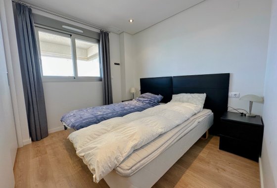 Resale - Apartment / flat - Orihuela Costa - La Zenia